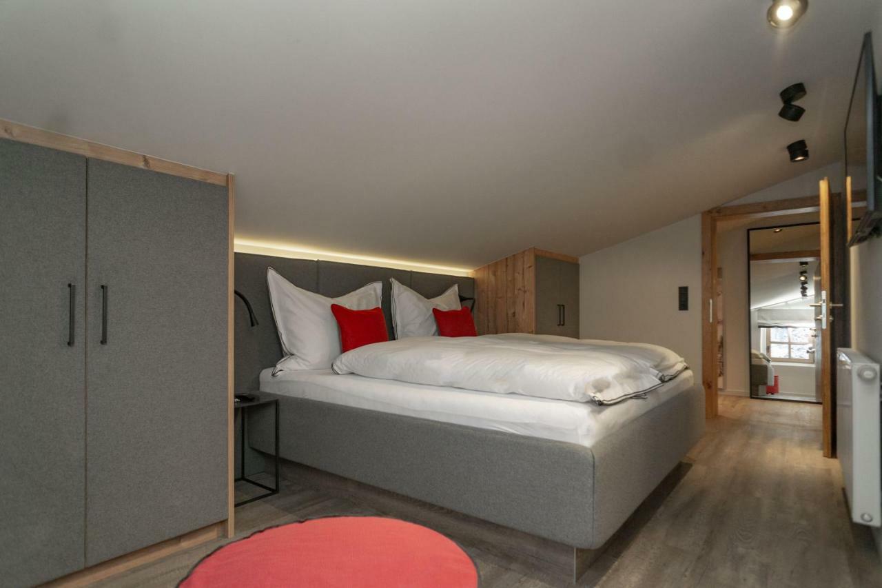 Appartements Erwin & Eleonore Hüttl - Penthouse Neukirchen am Großvenediger Buitenkant foto