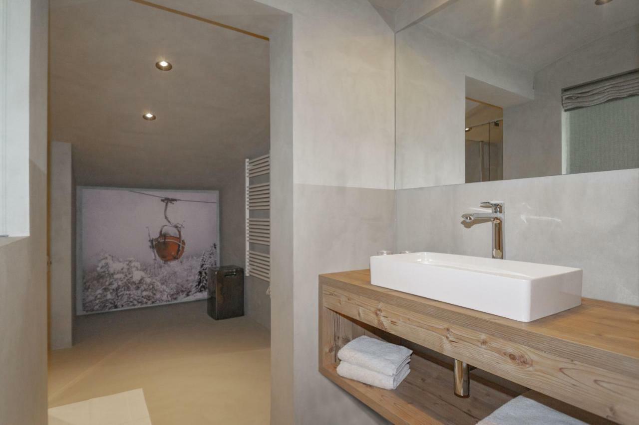 Appartements Erwin & Eleonore Hüttl - Penthouse Neukirchen am Großvenediger Buitenkant foto